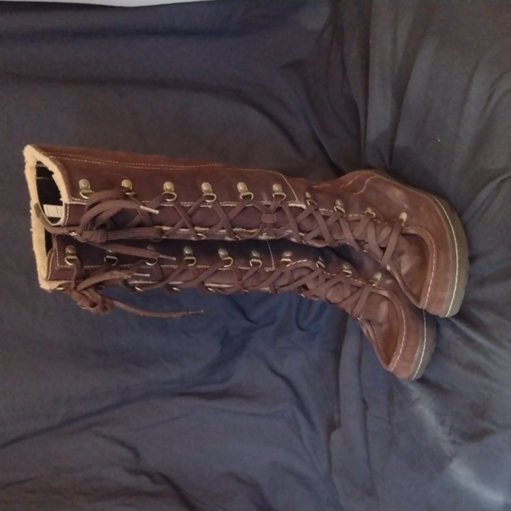 Timberland Tall Suede lace-up Sherpa lined Boots 7.5